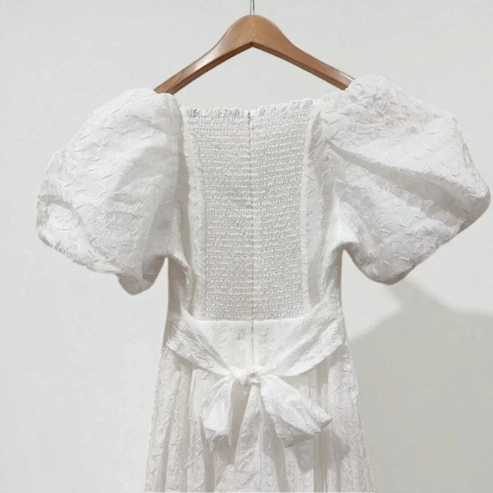 NWT ASTR Linette Puff Sleeve Tonal Jacquard Midi Dress White One Size - Picture 5 of 9